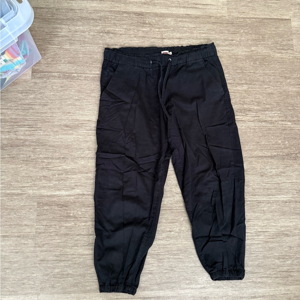 Levi's Women’s Black joggers